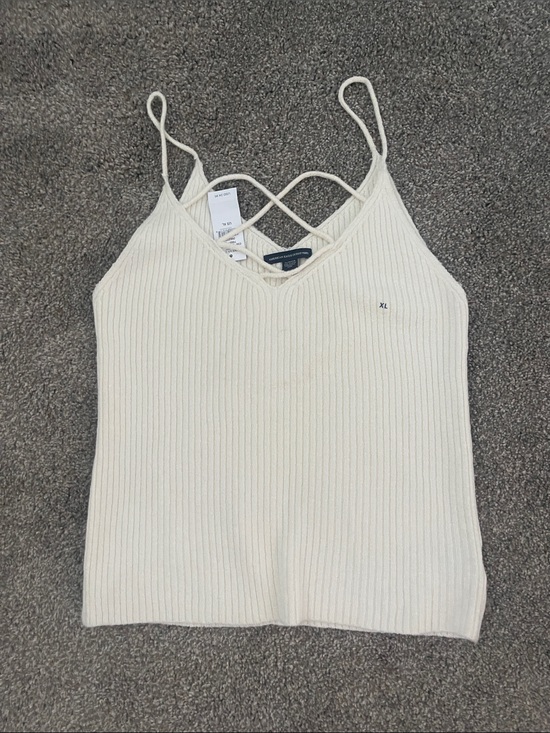 American Eagle Outfitters Tops - American Eagle cream sweater tank